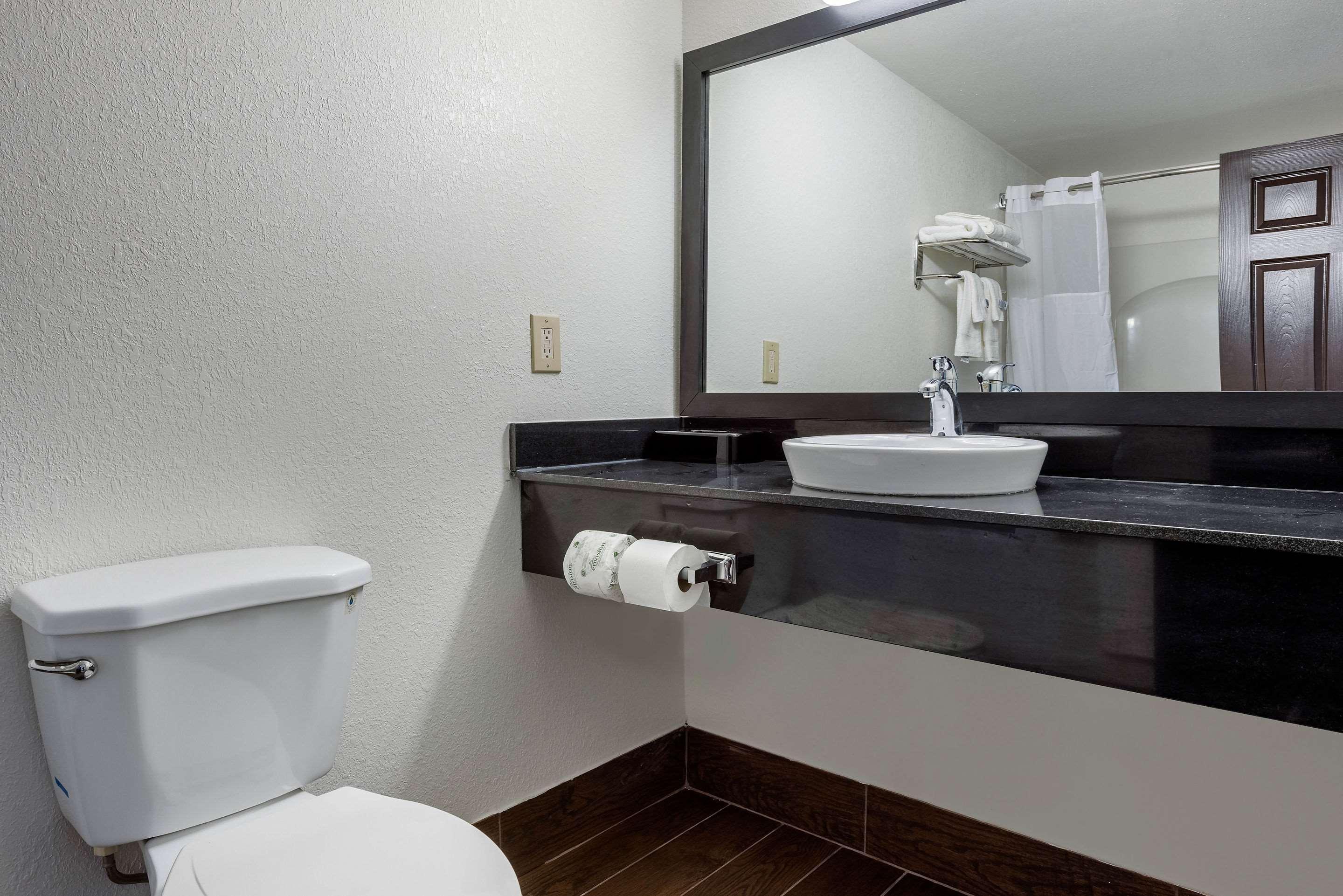 Quality Inn Coraopolis Zewnętrze zdjęcie