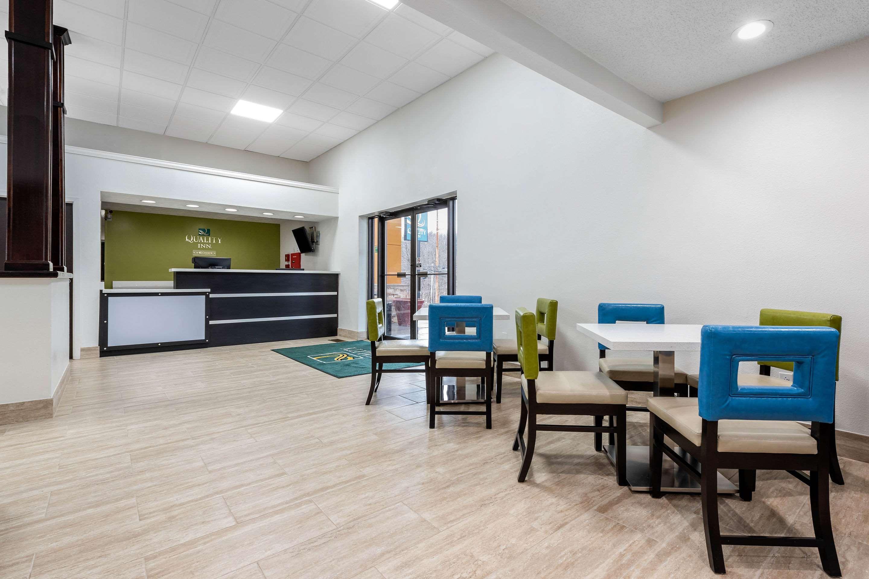 Quality Inn Coraopolis Zewnętrze zdjęcie